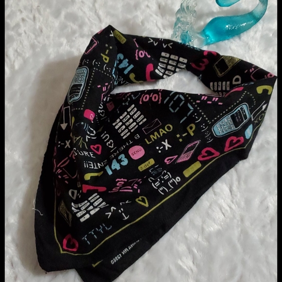 Bandana neck wrap scarf for animals slang & emoji graphics EUC - Picture 3 of 5
